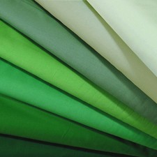 ROBERT KAUFMAN "KONA COTTON SOLID" Green 1 by the 1/2 yard