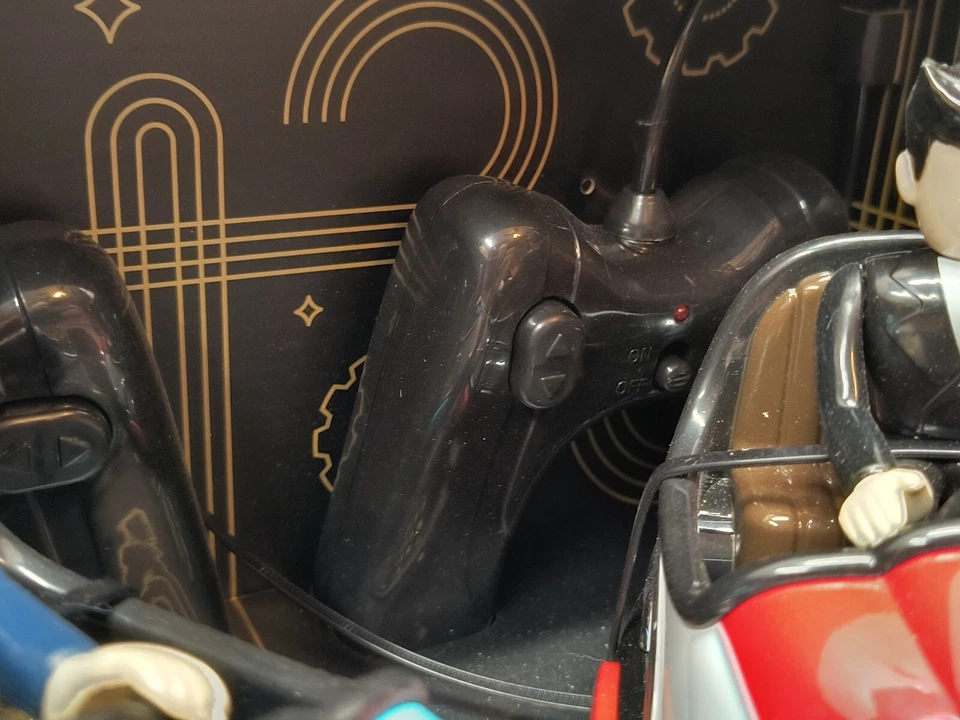 FAO Schwarz Premium 2-Player Remote Control Toy Bumper Car Set Players - Image 3 of 4