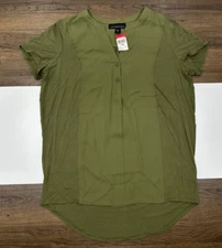 Attention Womens Extra Small Green Button Short Sleeve Shirt Henley Top XS NWT