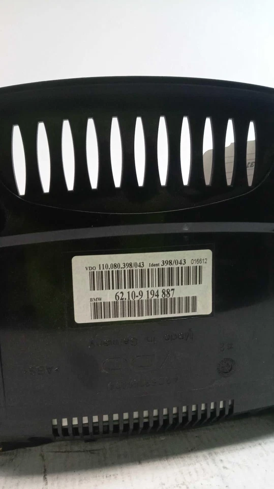 Medidor de velocímetro usado se adapta a: BMW 528I 2009 clúster MPH mercado de EE. UU. grado A Foto 2 de 4