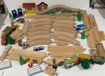 Wooden Train Tracks Miscellaneous Lot Sizes & Shapes Including Cars, Engine ETC