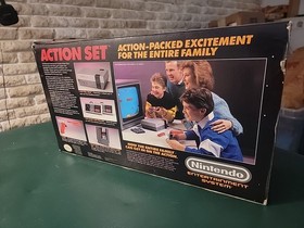 Nintendo Entertainment System Action Set NES Console CIB completa testata