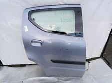 Porte arrière et accessoires Nissan PIXO