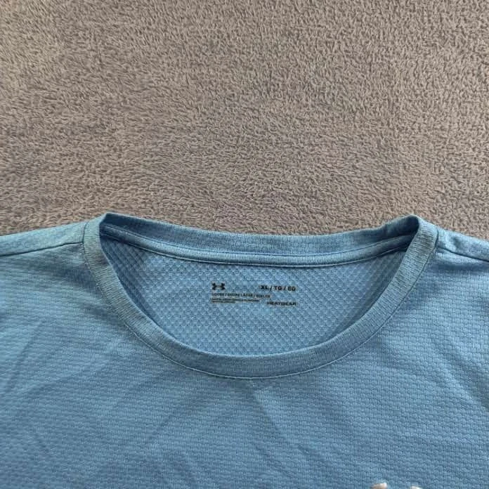 Under Armour Shirt Womens XL Light Blue Short Sleeve Heatgear - Image 4 of 4