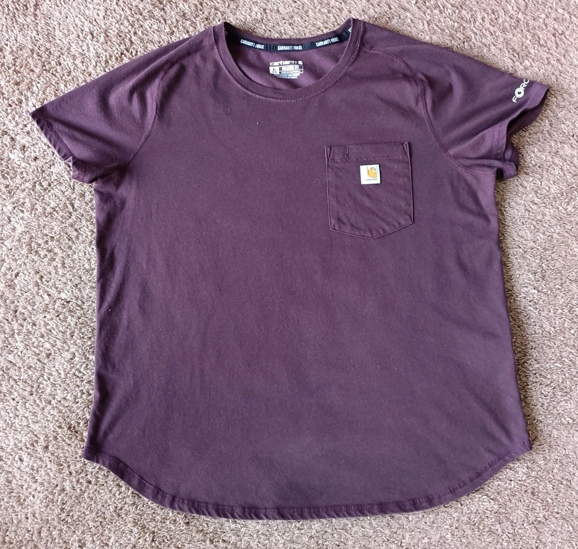 Carhartt Force T-Shirt Women's XL Relaxed Fit Front Pocket Burgundy Short Sleeve