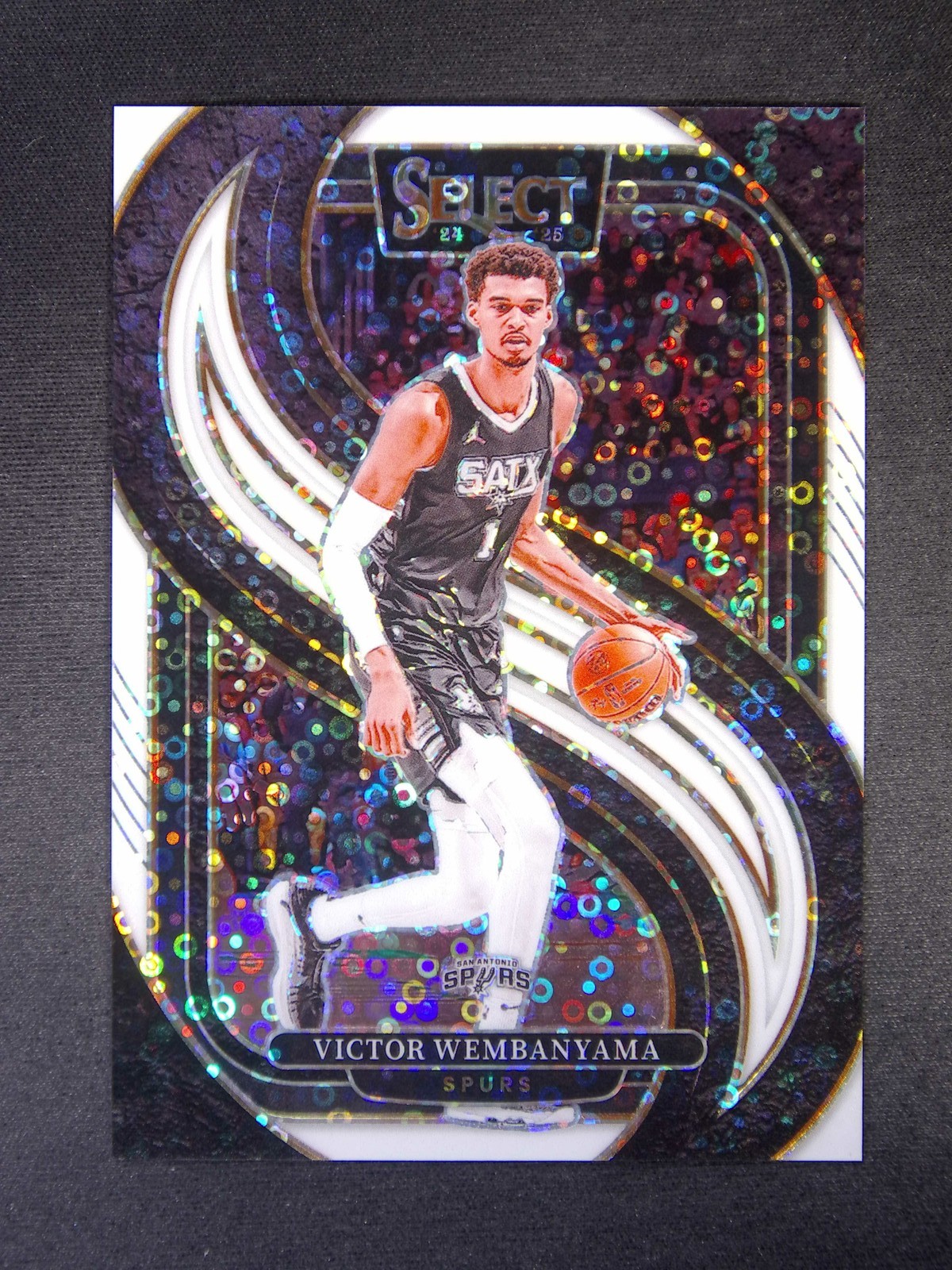 2024-25 Panini Select Victor Wembanyama #102 Premier Level White Disco /75
