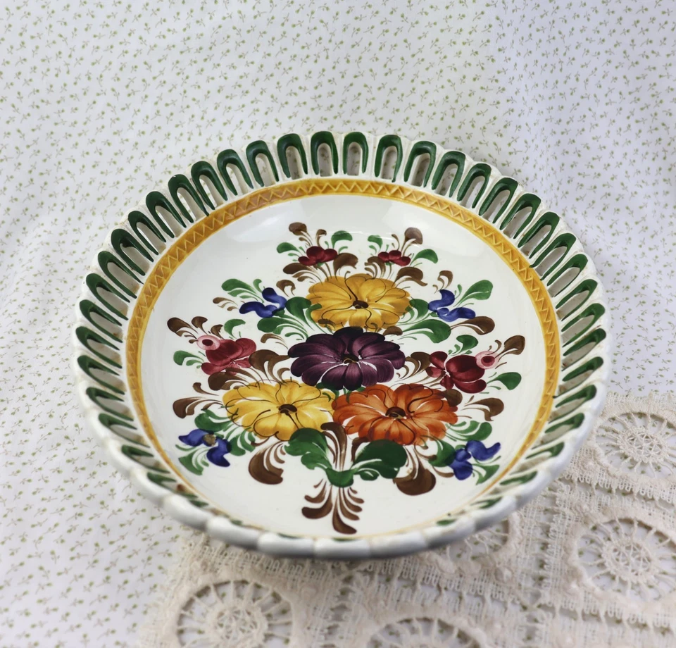 Handbemaltes florales Serviertablett mit durchbrochenem Design - Wechsler-Tirol - Bild 2 von 4