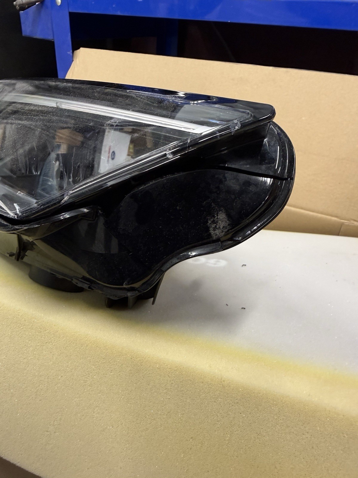 Audi R8 Right Headlight P/N 4S0941034M