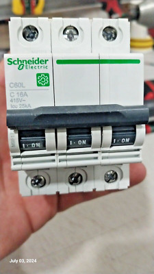 Schneider Electric Multi9 C60 Miniature Circuit Breaker 16A 415V 3P M9F17316