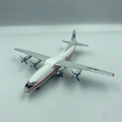 Aircraft model Antonov 12 An-12 Meredian UR-CAJ New livery scale 1:200