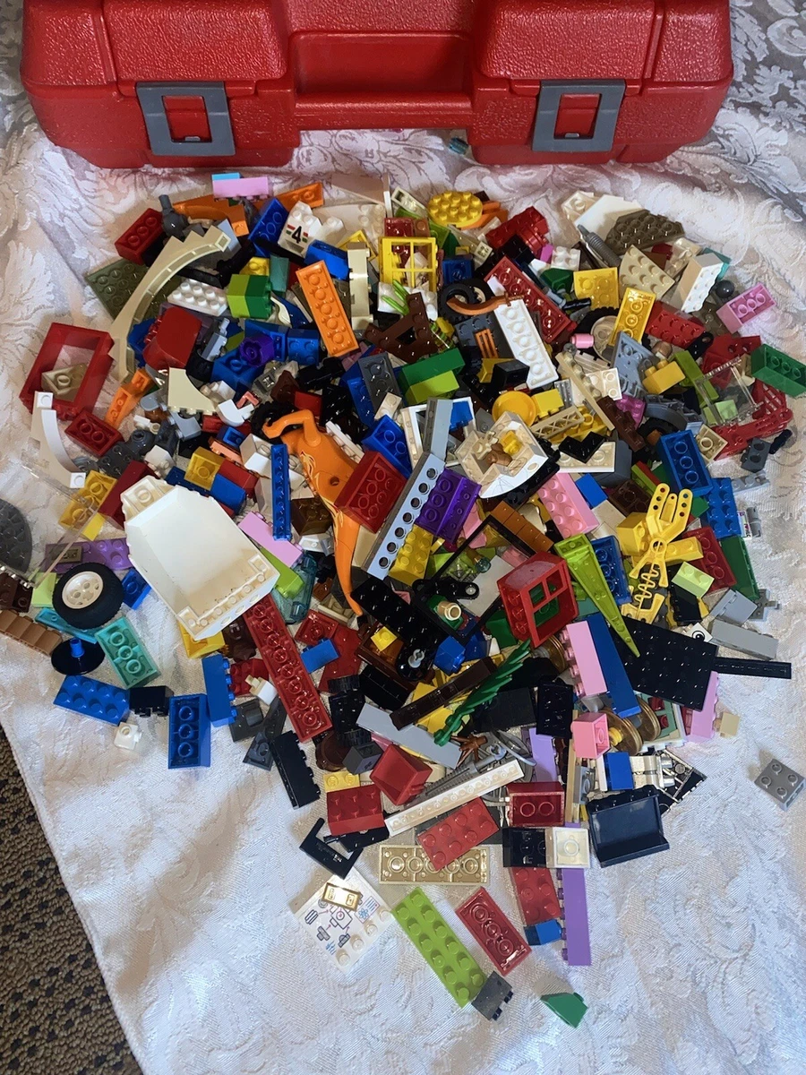 LEGO - Vintage 1985 Red Storage Box with over 750 Lego Pieces.