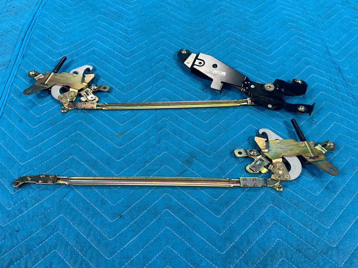 Mercedes SL500 SL-Class R230 Roof Top Lock Latch RH & LH Pair 53k