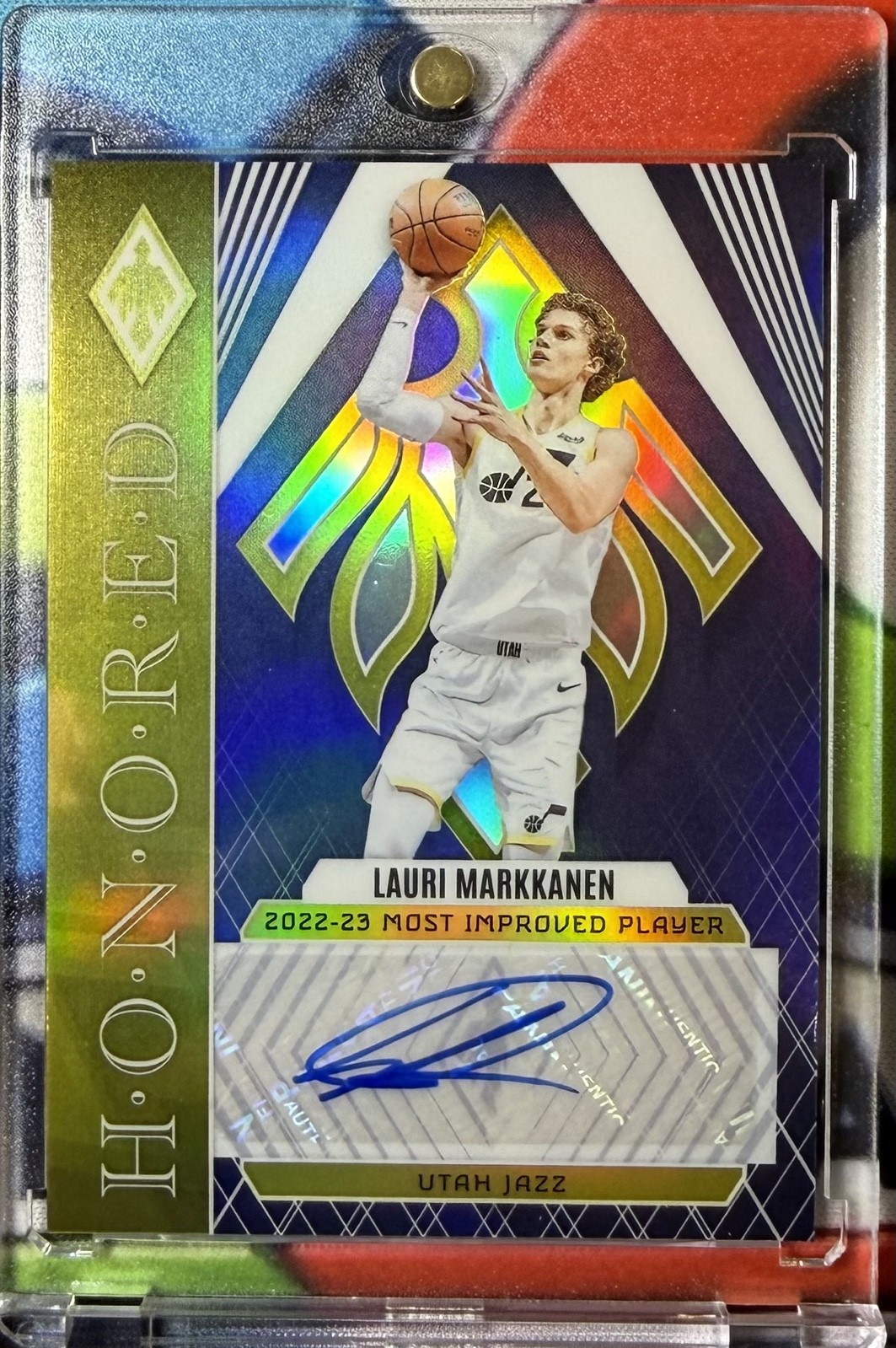 2023-24 Panini Phoenix - Honored Lauri Markkanen #H-LMK Purple /75 (AU)