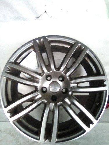 Maserati Ghibli Wheel Silver Photo - $255