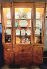 Drexel Heritage Passage China Hutch
