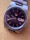 Vintage Seiko 5 Automatic Watch – Black Dial, Day/Date – Ref 7009-3130 – Runs –