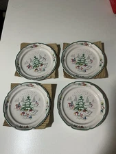 Set of 4 Pc Salad Plate Country Christmas Plates 7.5 Inch Round Ceramic Plates