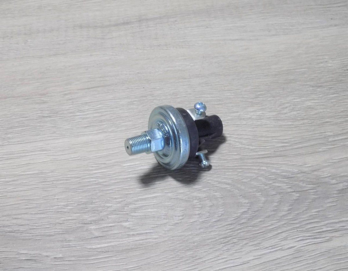 S AN W A     SP-10Ｄ OIL PRESSURE SWITCH EMAX 22, EMAX 25, 2810, 3510, 4010, 4110