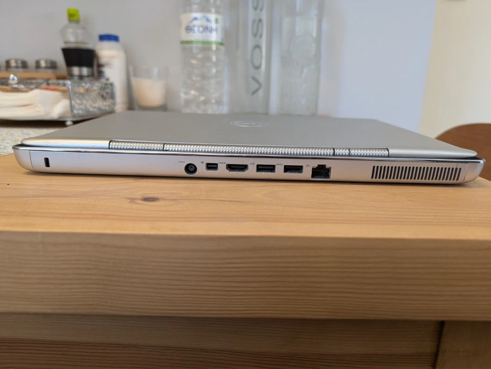 Dell XPS 14Z laptop - Bild 4 von 4