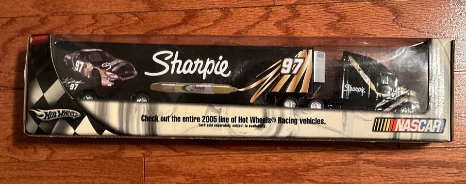 Kurt Busch #97 2005 Hot Wheels Racing Sharpie Team Transporter 1:64 NUEVO Foto 4 de 4