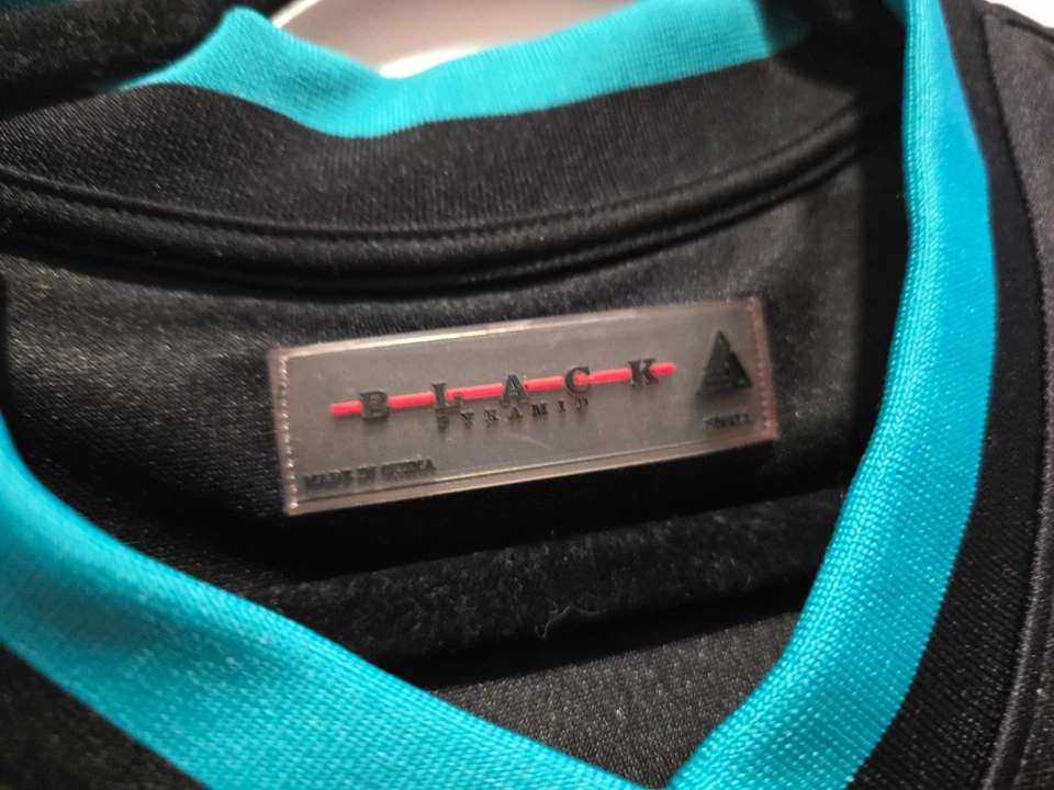 Black Pyramid Shirt Mens Jersey Polo Small Geometric Spellout Soccer Chris Brown - Image 2 of 3