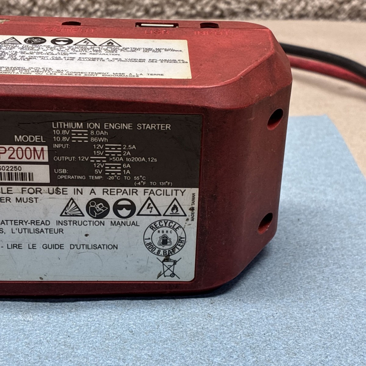 Snap-on EEJP200M Lithium Ion Compact Engine Starter for sale