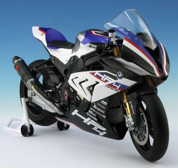 BMW HP4 Race 1/9 meng MT004S Pre-colored modellino moto da corsa Gp Superbike - Immagine 2 di 4