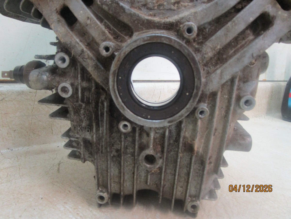 CUB CADET RZT50 (A) KAWASAKI 22HP FH661V VERTICAL SHAFT CRANKCASE