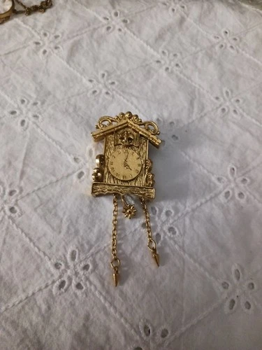 Vintage Gold Tone Cuckoo Clock Brooch | Retro Steampunk Costume Jewelry Pin