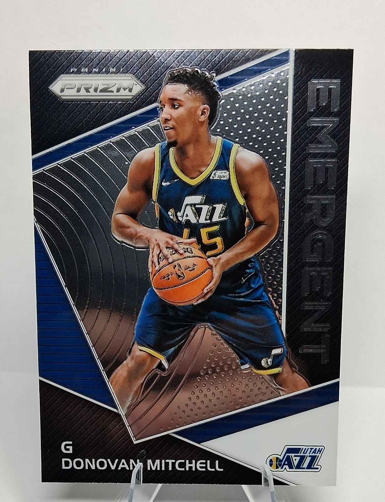 2017-18 Panini Prizm - Emergent Donovan Mitchell #EM-DON (RC)