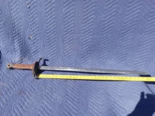 3. 1/2 Lb Practice Broadsword. 31 In Full Tang Blade.1 Or 2 Handed