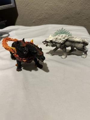 Lot of 2 Schleich Eldrador Hellhound Lava & Snow Ice Wolf Action Figures