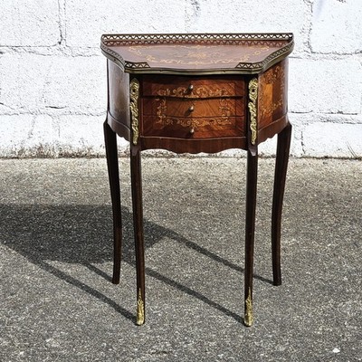 Antiker Intarsien-Nachttisch - Edles Holz / Messing - Konsolenstil Louis XV-1930