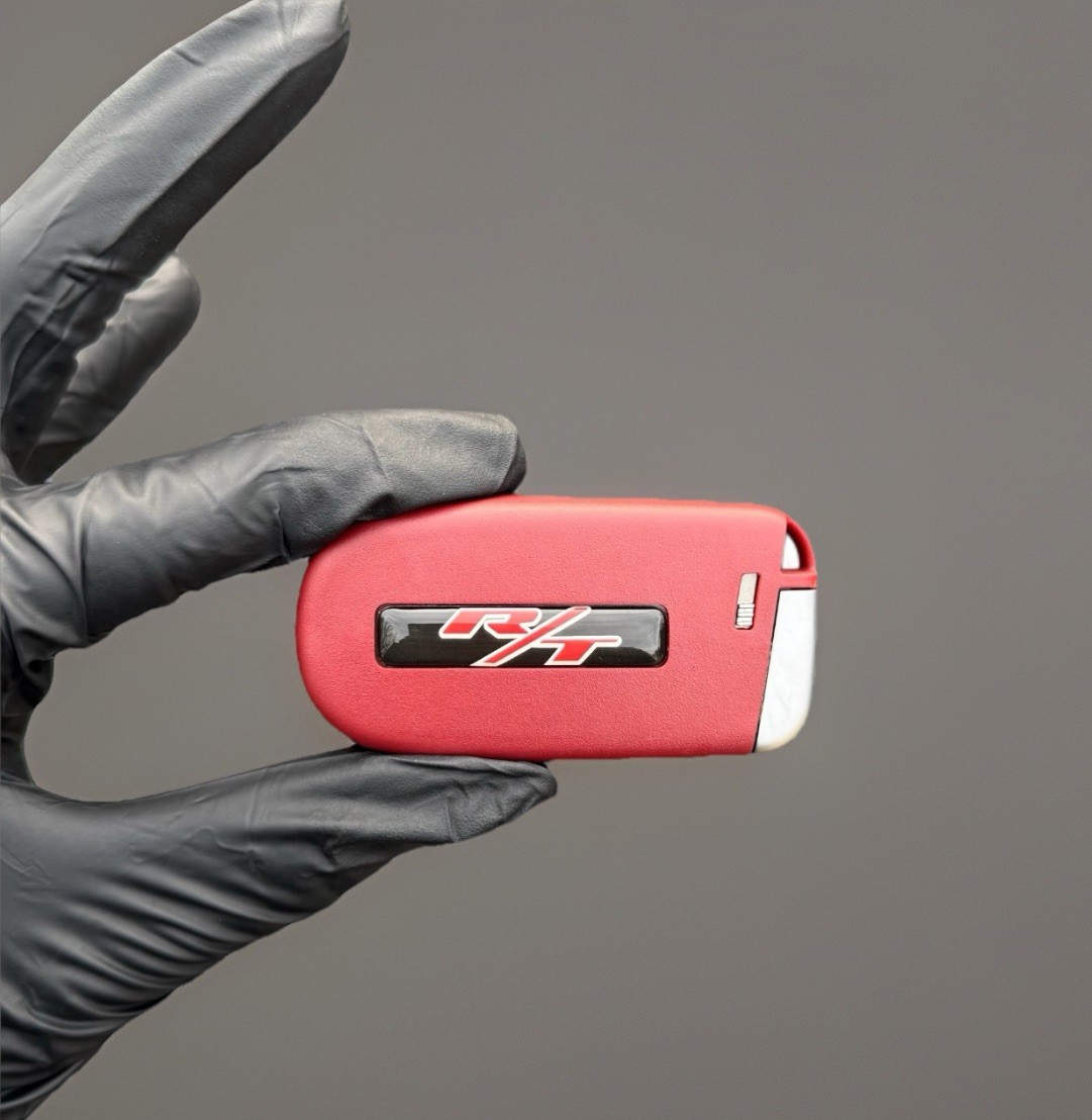 キーホルダー Challenger KEY CARD HOLDER Amazon.com: DECALEPIC for Dodge Challenger Charger Key fob Badges