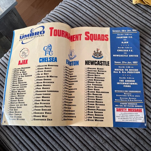 1997 UMBRO INTERNATIONAL TOURNAMENT AJAX CHELSEA EVERTON NEWCASTLE UNITED UTD - Picture 5 of 7