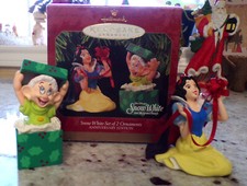 Hallmark Keepsake Snow White  The 7 Dwarfs Set Of 2 Ornaments Dopey 1997 Disney