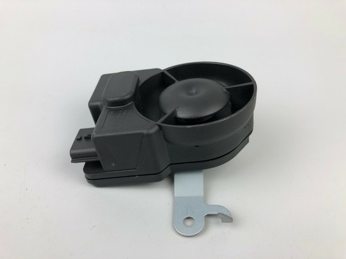 Lexus NX Series NX200T Alarm Horn Signal Module Unit 89040-78010 - Picture 4 of 8