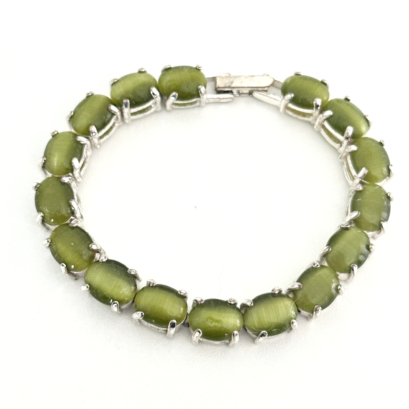Vintage Avon Green Cat's Eye Oval Tennis Silver Tone Chain Link Bracelet 7
