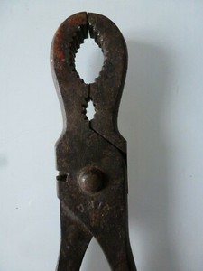 Ancienne Pince à Identifier - Outil De Collection - Usage Inconnu