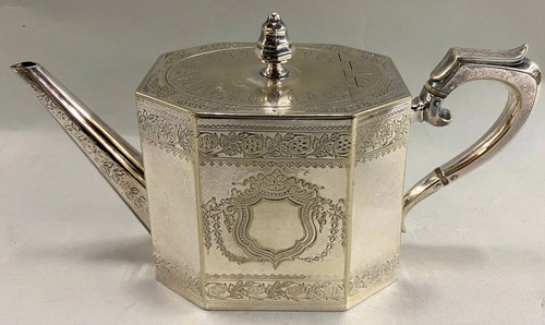 4-Pc Sheffield Plate Coffee Tea Service by William Hutton & Co circa 19th/20th C - Picture 7 of 16