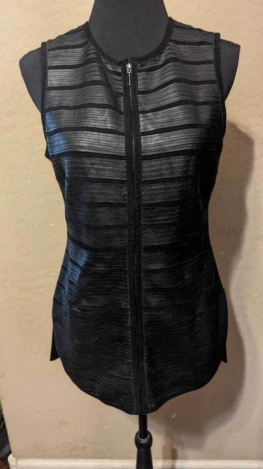 Chaleco de cuero Etcetera talla 2 $398 Foto 2 de 4