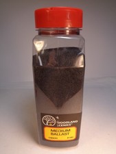 Woodland Scenics Medium Ballast Cinders 32 Oz. B1383