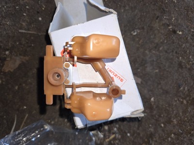 Genuine Suzuki Float Assembly 13250-10D00 S11B1/40