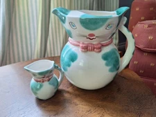 Vintage Cat Lipper Mann Matchibg Pitcher and Creamer Set