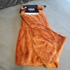 FRYE Faux Fur Cozy Soft Throw Blanket 50" x 70" Caramel Brown Tan Burnt Orange