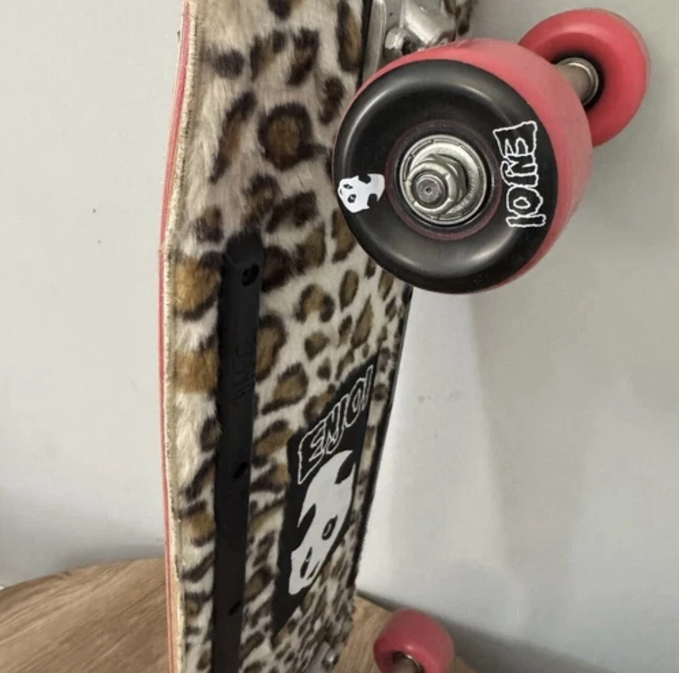 Enjoi ковер Muncher круизер скейтборд полный (NeverSkated) $350 OBO - Изображение 3 из 4