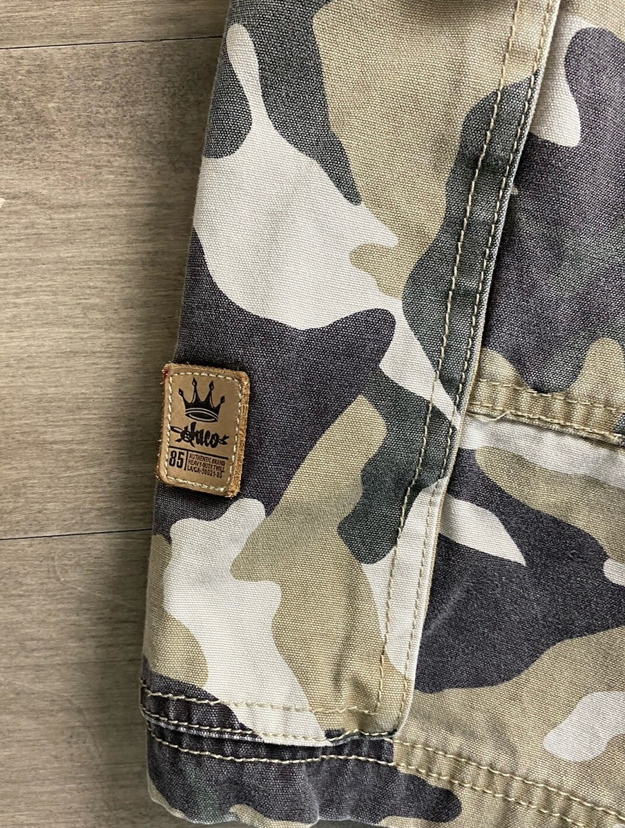 Jnco Camo Cargo Shorts 36W x 13 Inseam Skater 90s Y2K Baggy Jnco Camo Cargo Shorts 36W x 13 Inseam Skater 90s Y2K Baggy