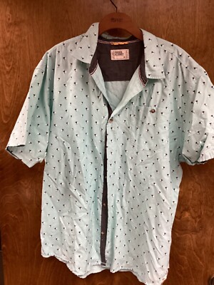 Men''Free Planet'' aqua w/palm trees design/short sleeve button up shirt.Size 3XXX