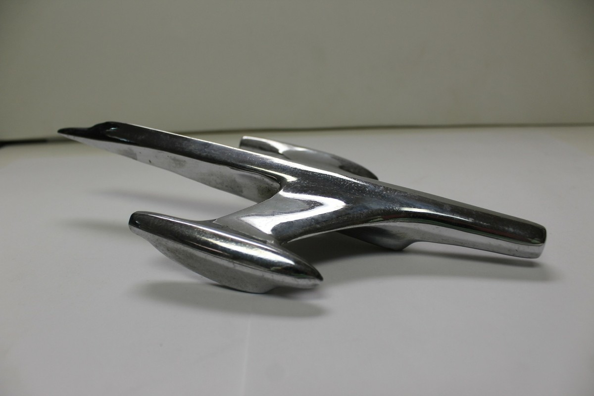 No.57 OEM GM Chrome LH Fender Rocket Ornament 570461LH 1957 Oldsmobile