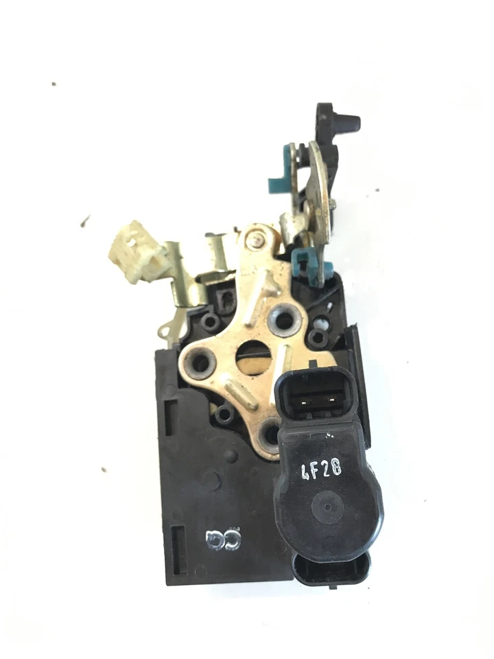 Mecanismo de bloqueo puerta trasera izquierda Daewoo Kalos genuino 1.2 8V 2004 - Imagen 2 de 4